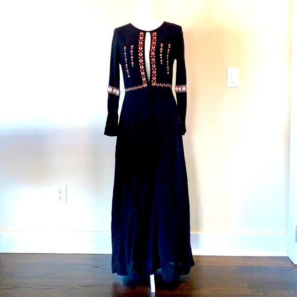 Boho Black Long Sleeved Maxi Dress - Picture 1 of 7
